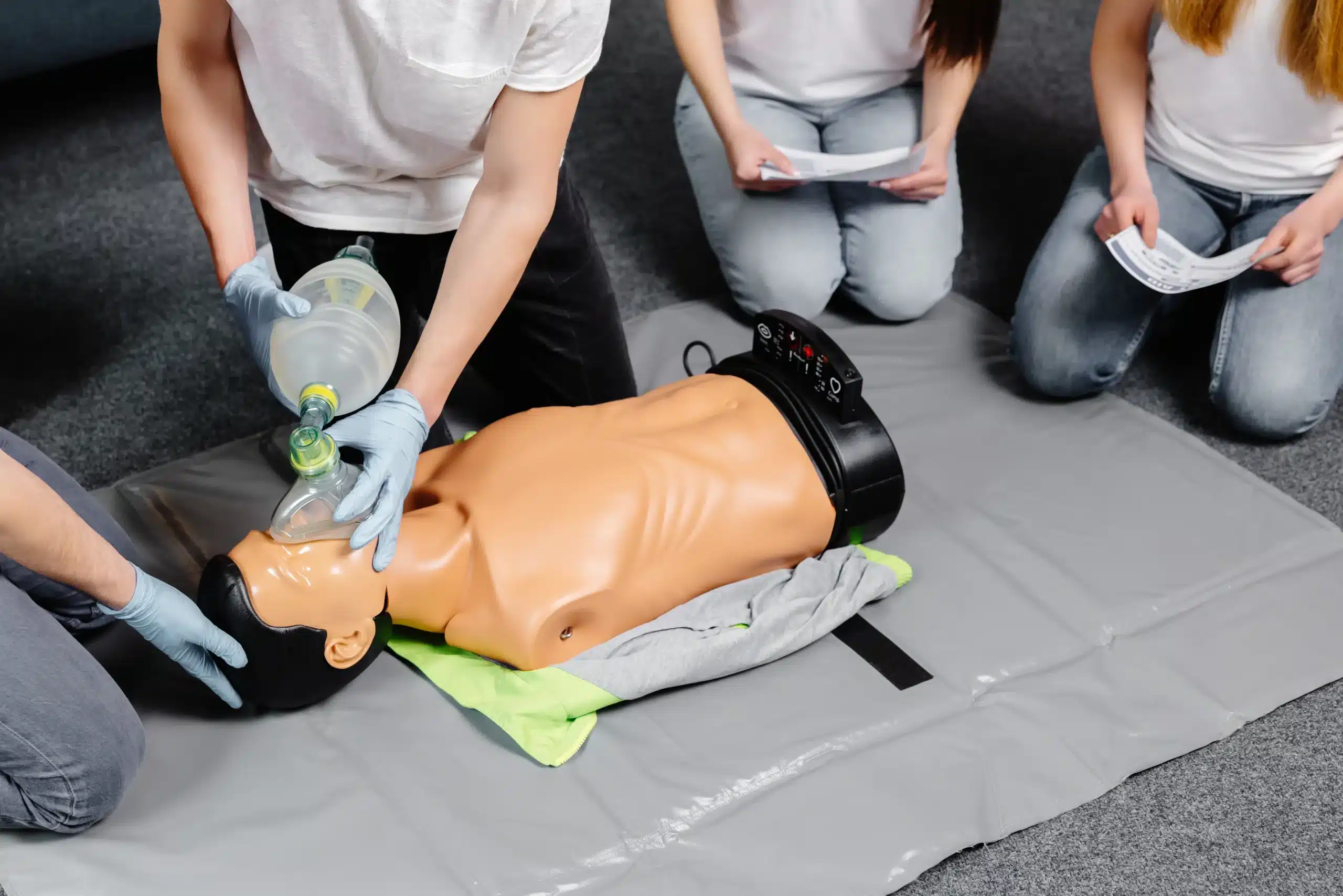 CPR Guide for Redwood City School Staff